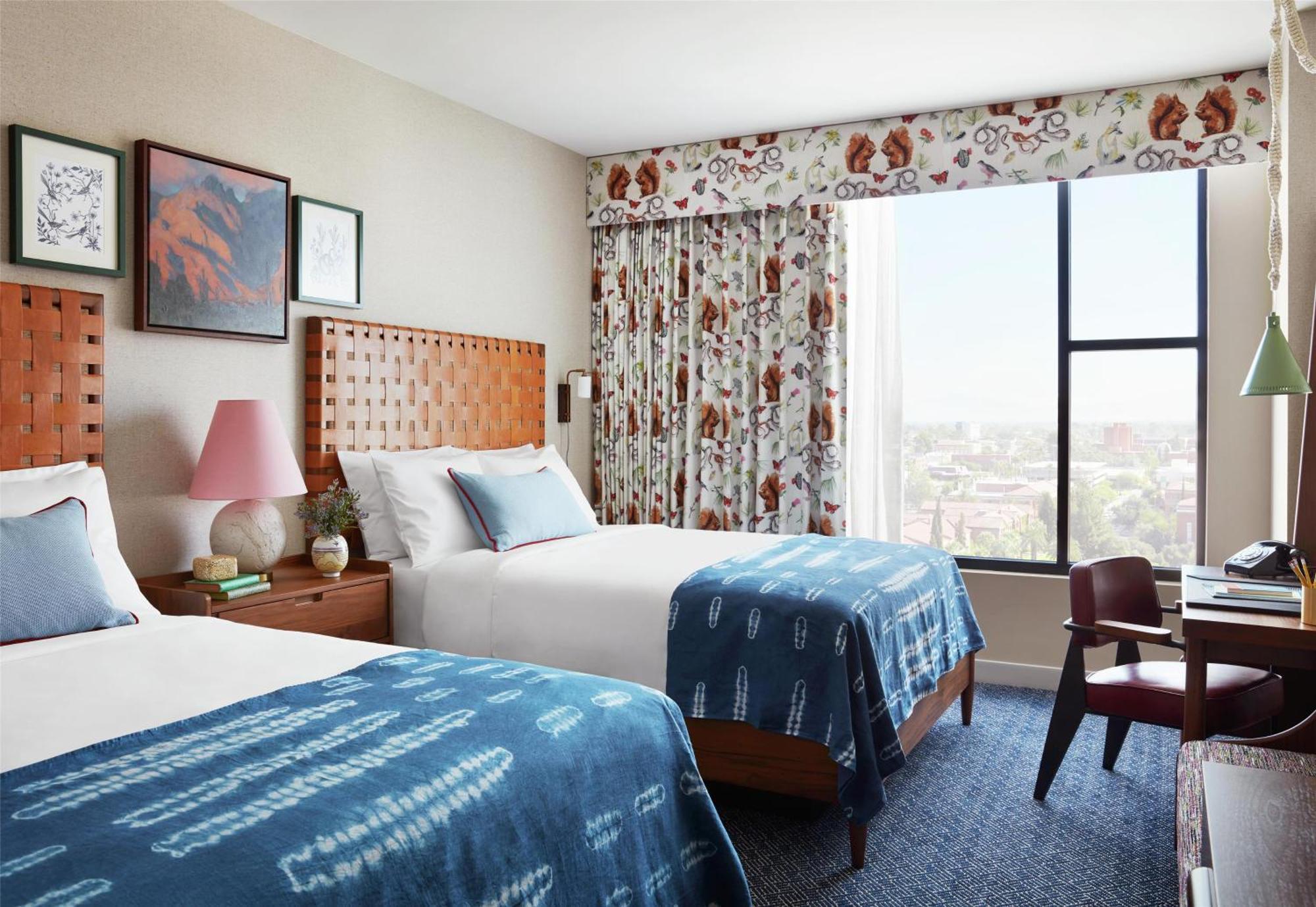 Graduate By Hilton Tucson Hotel Bagian luar foto